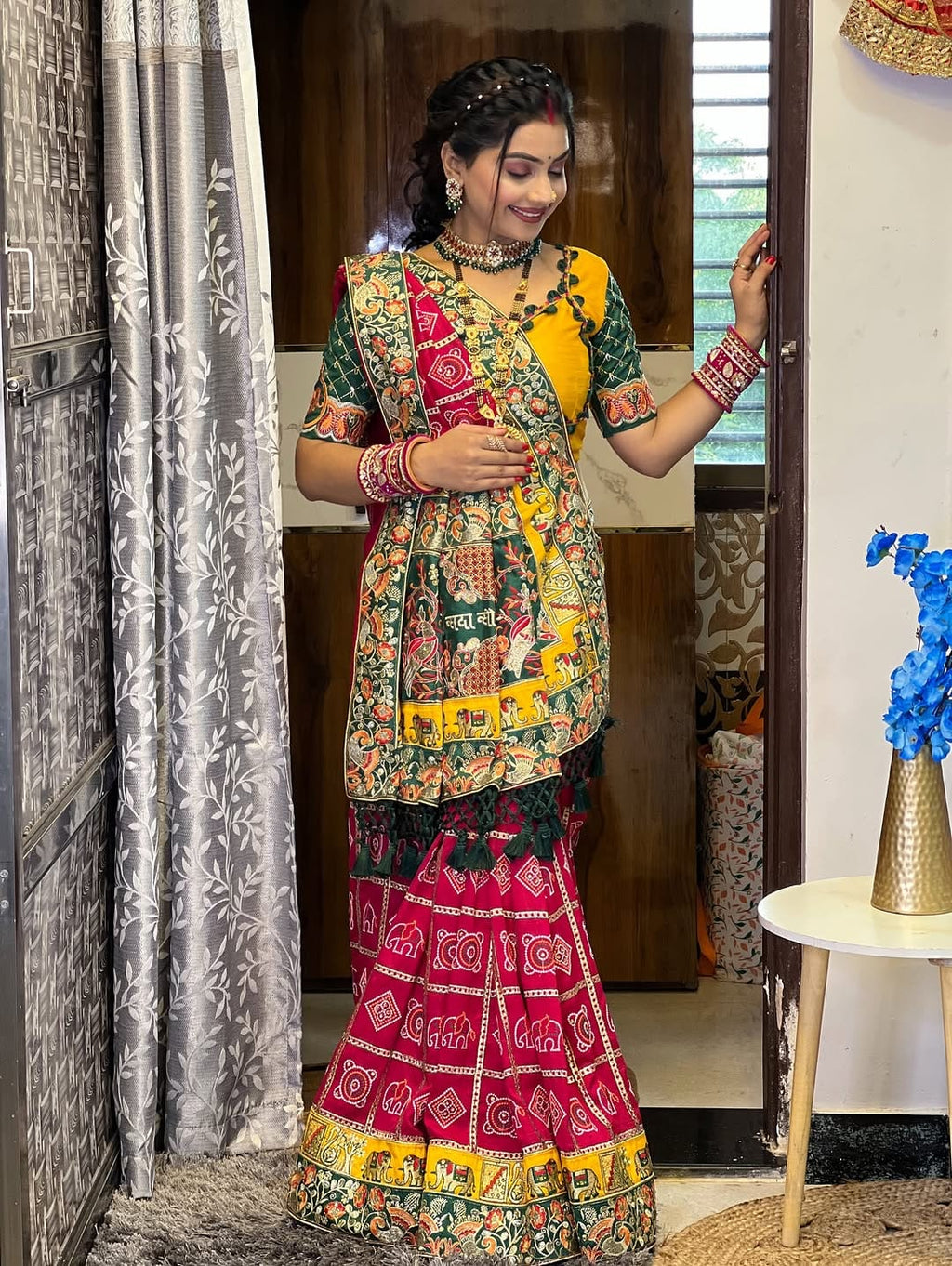 Kusum Pink Colour Sada Saubhagyavati Bhava Wedding Patola Saree