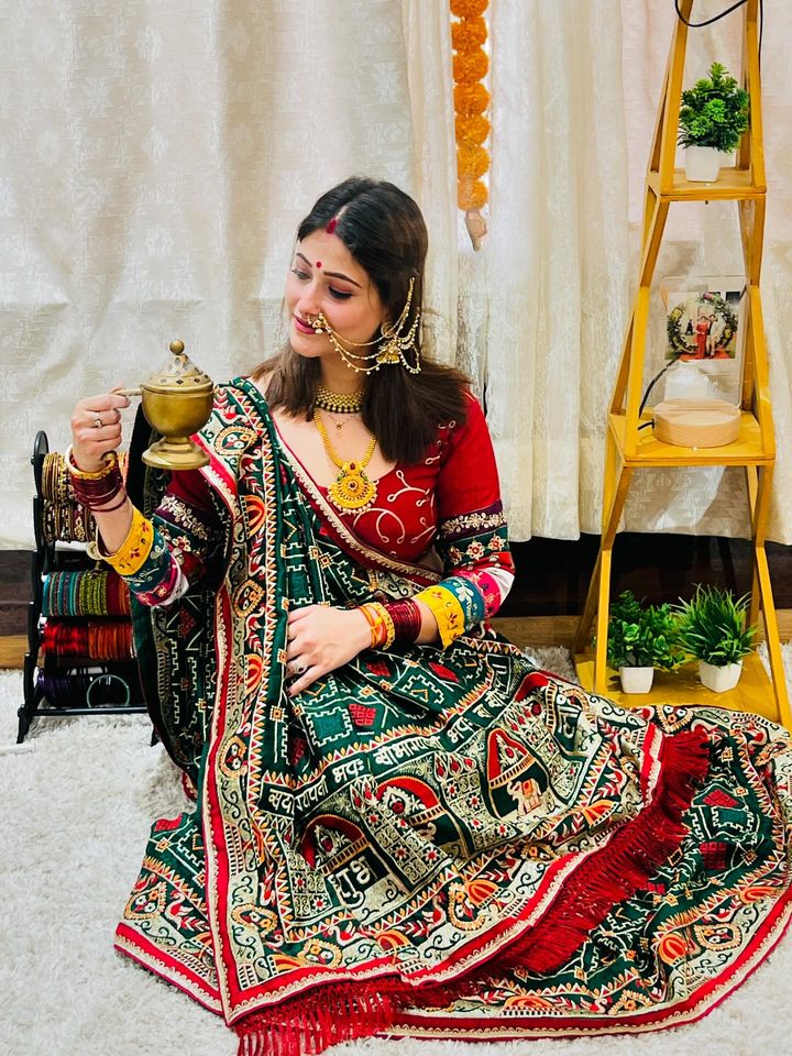 Exquisite Bottle Green Heavy Soft Silk Saree with Traditional "Shubh Laabh" Embroidery & Contrast Red Designer Blouse