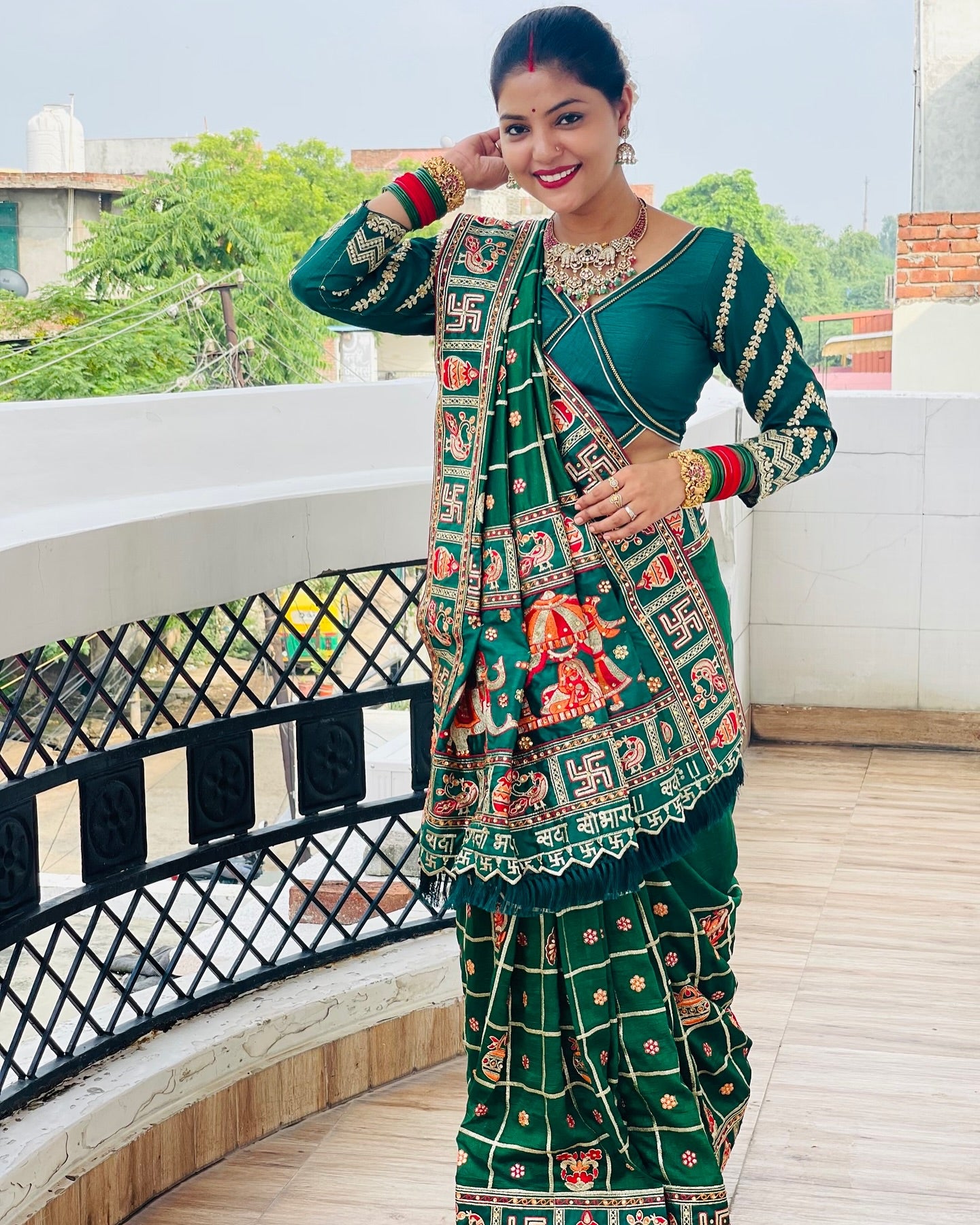 Emerald Green "Sada Saubhagyavati" Soft Silk Saree with Royal Doli Pallu