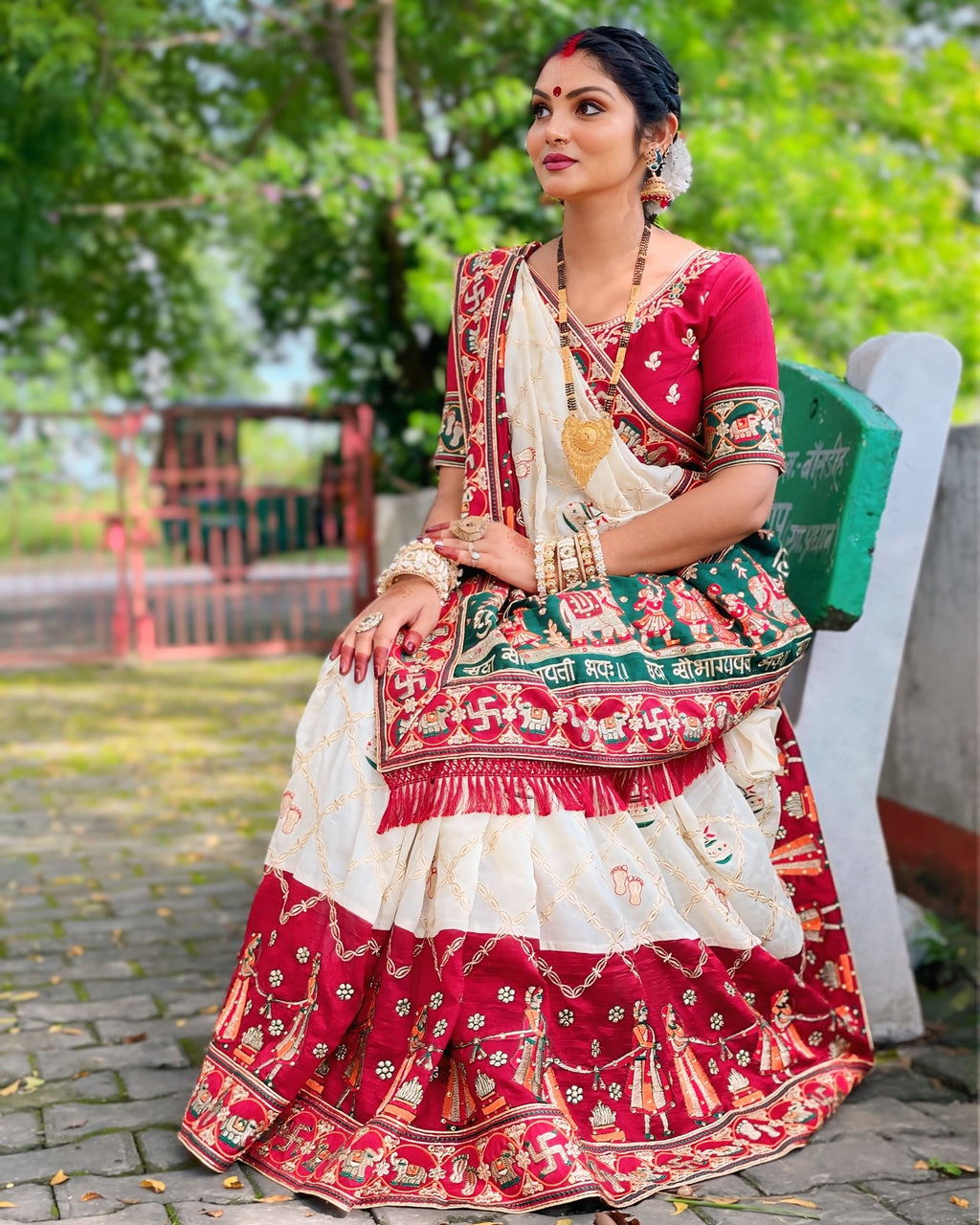 Off White Maroon & Green Traditional Premium Wedding Panetar Patola Saree – Shubh Laabh 2