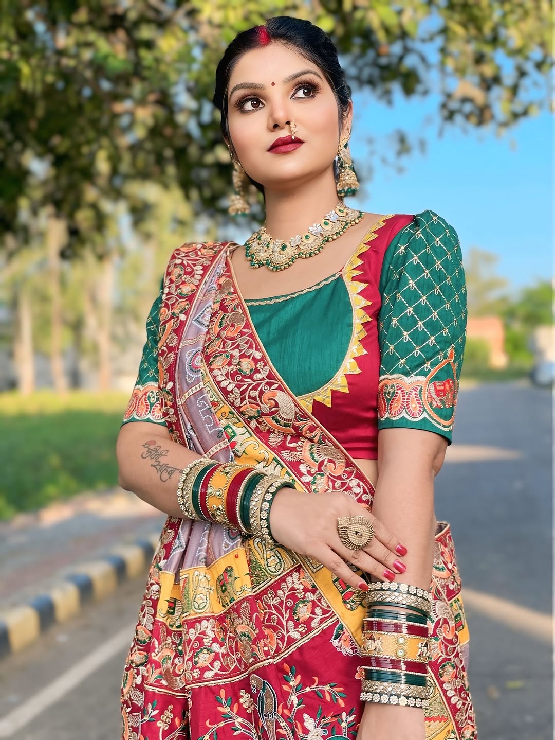 Kusum Lavender Soft Silk Sada Saubhagyavati Bhava Wedding Patola Saree