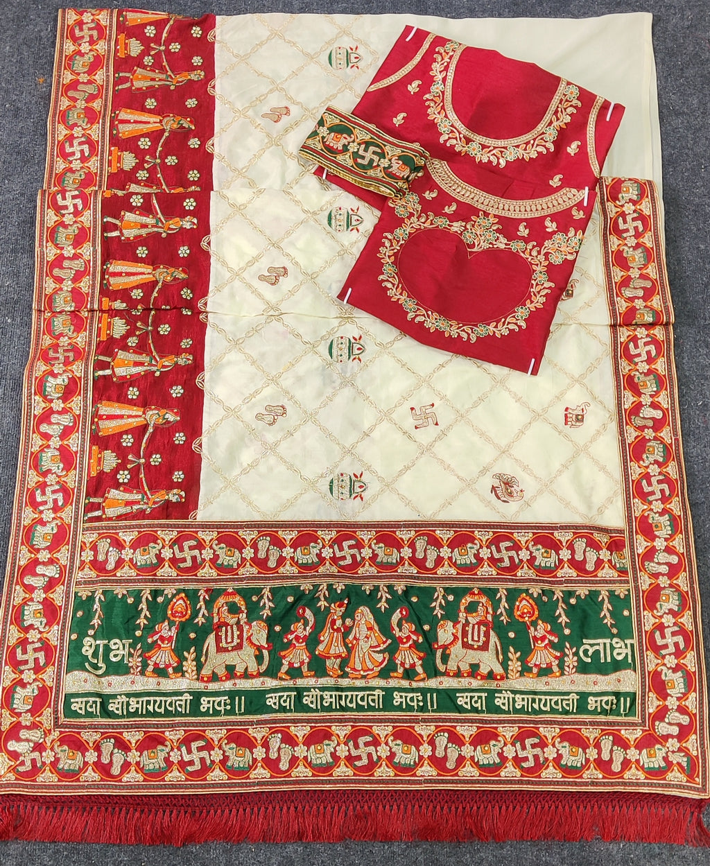 Off White Maroon & Green Traditional Premium Wedding Panetar Patola Saree – Shubh Laabh 2