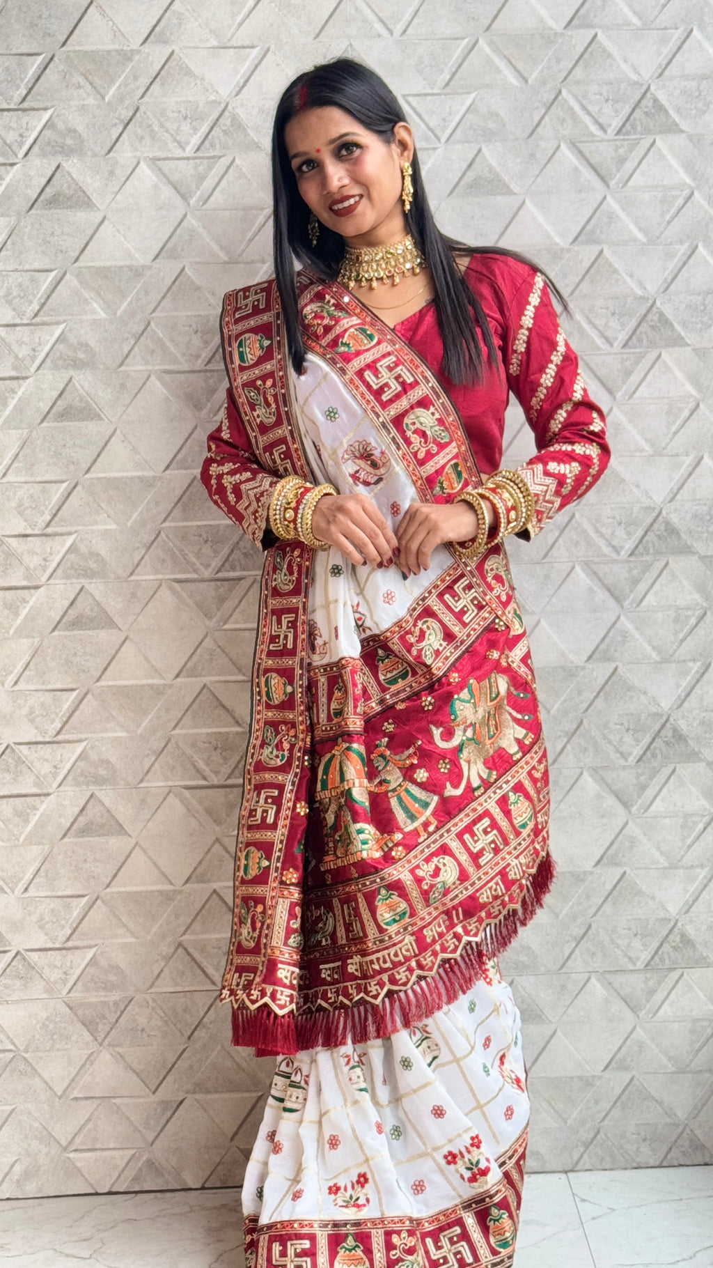 Classic White & Maroon Panetar Silk Saree with Royal Doli Pallu – Saubhagyavati Bhava Edition