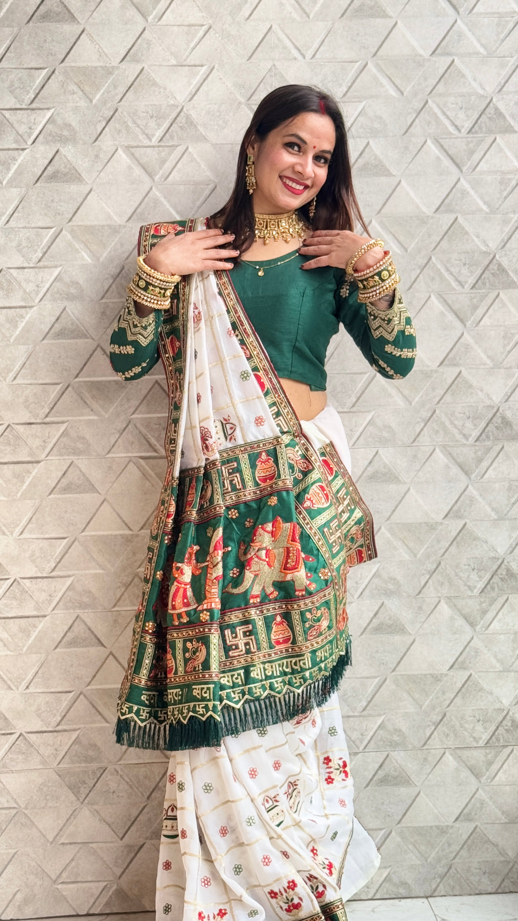 White & Green Panetar Patola Silk Saree with Royal Doli Pallu – Saubhagyavati Bhava Edition