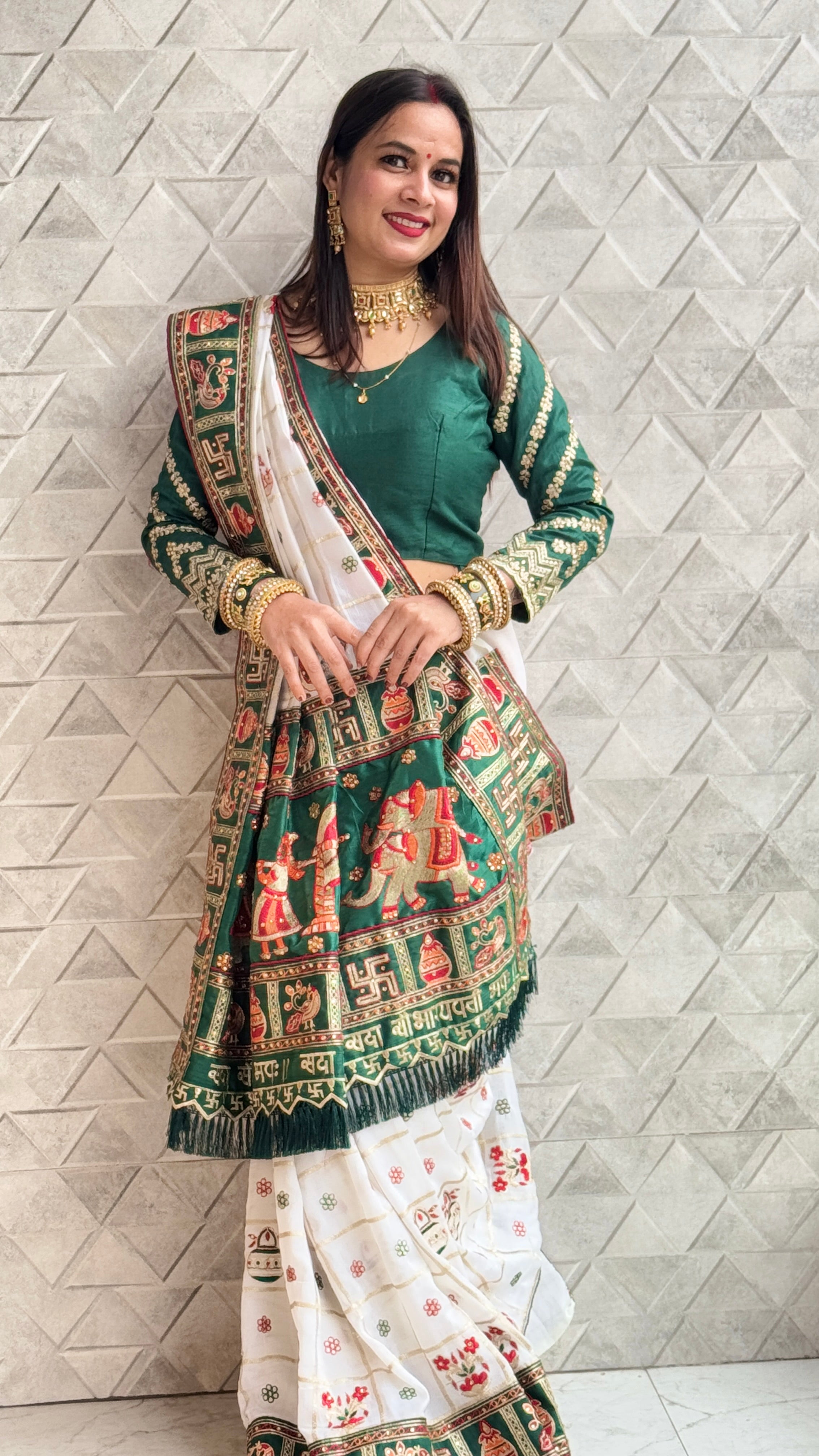 White & Green Panetar Patola Silk Saree with Royal Doli Pallu – Saubhagyavati Bhava Edition