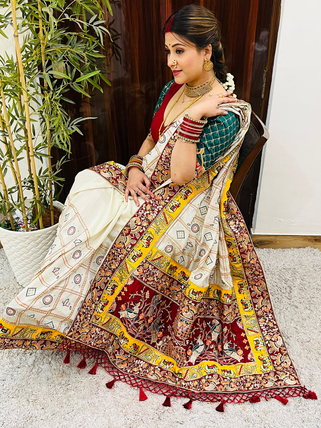 Premium Soft Silk Kusum Off White Maroon Patola Saree With Saubhagyavati Bhava Border