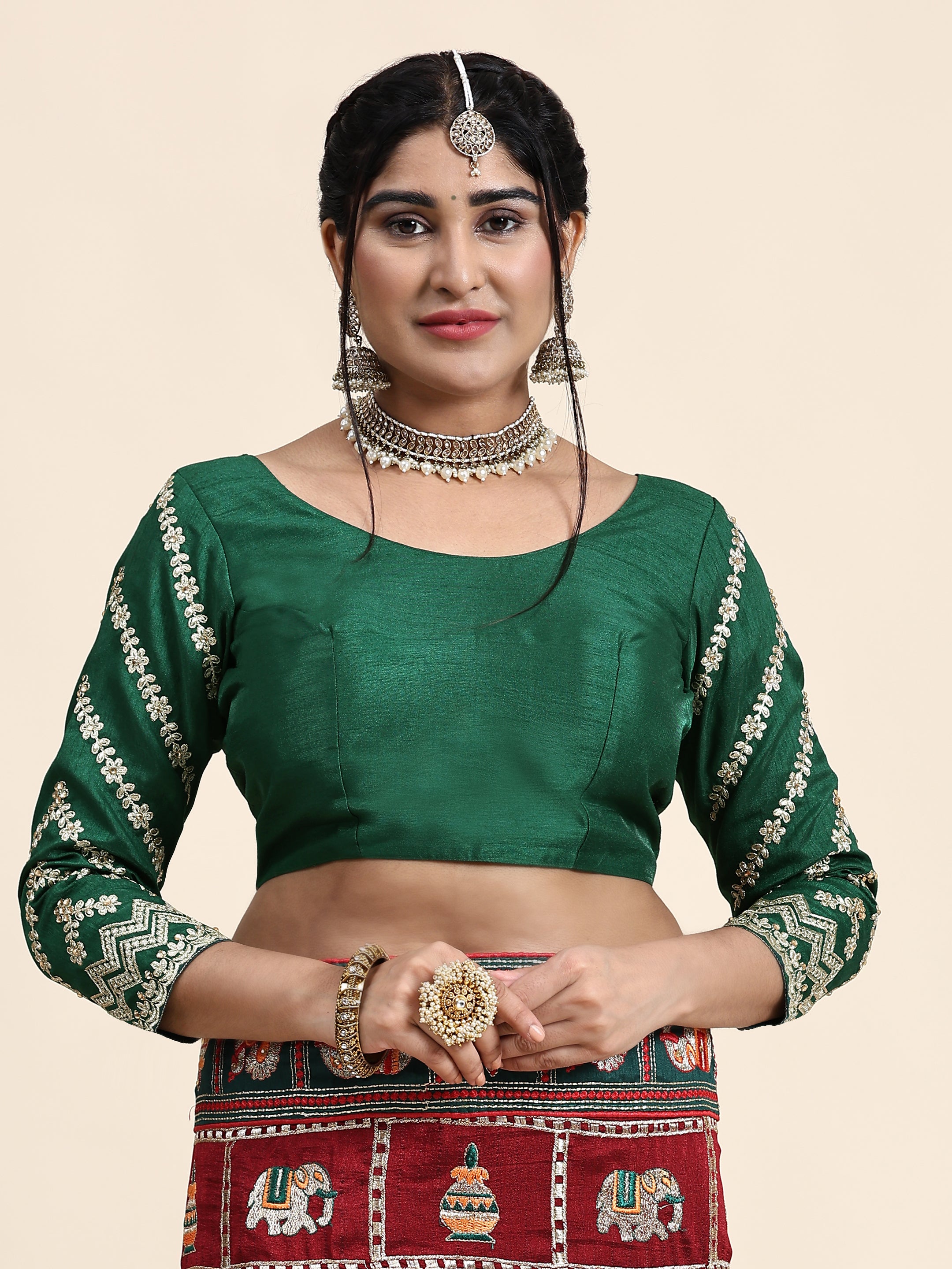 KAIRA-137 Heritage Silk Blend Saree in Royal Maroon & Emerald Green with Traditional Patola Motifs and Ornate Pallu