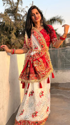 Tulsi Vat Savitri Special: White Heavy Vichitra Silk Saree with Narrative Palla Embroidery, Lace Border & Latkan Tassels