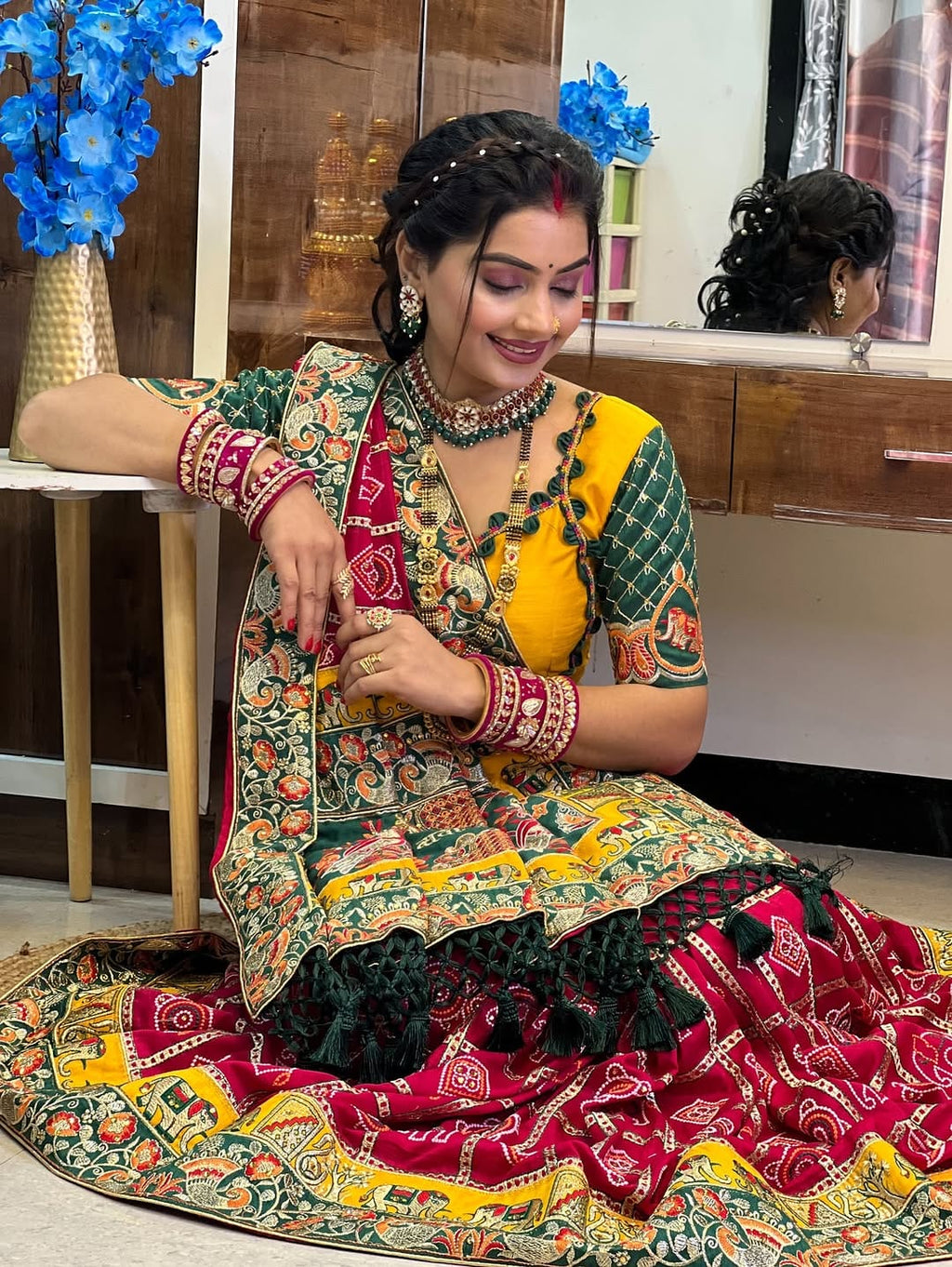 Kusum Pink Colour Sada Saubhagyavati Bhava Wedding Patola Saree