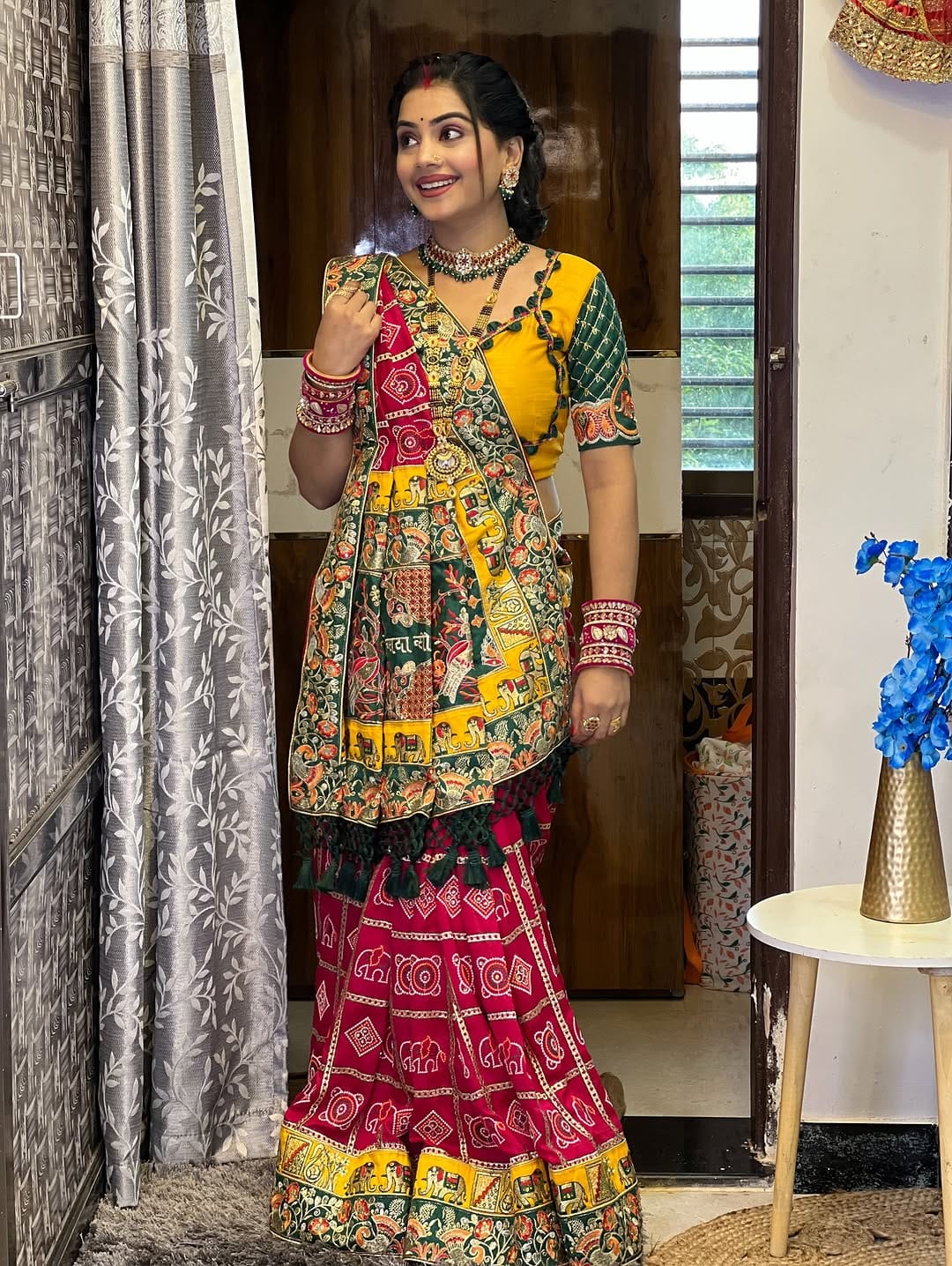 Kusum Pink Colour Sada Saubhagyavati Bhava Wedding Patola Saree