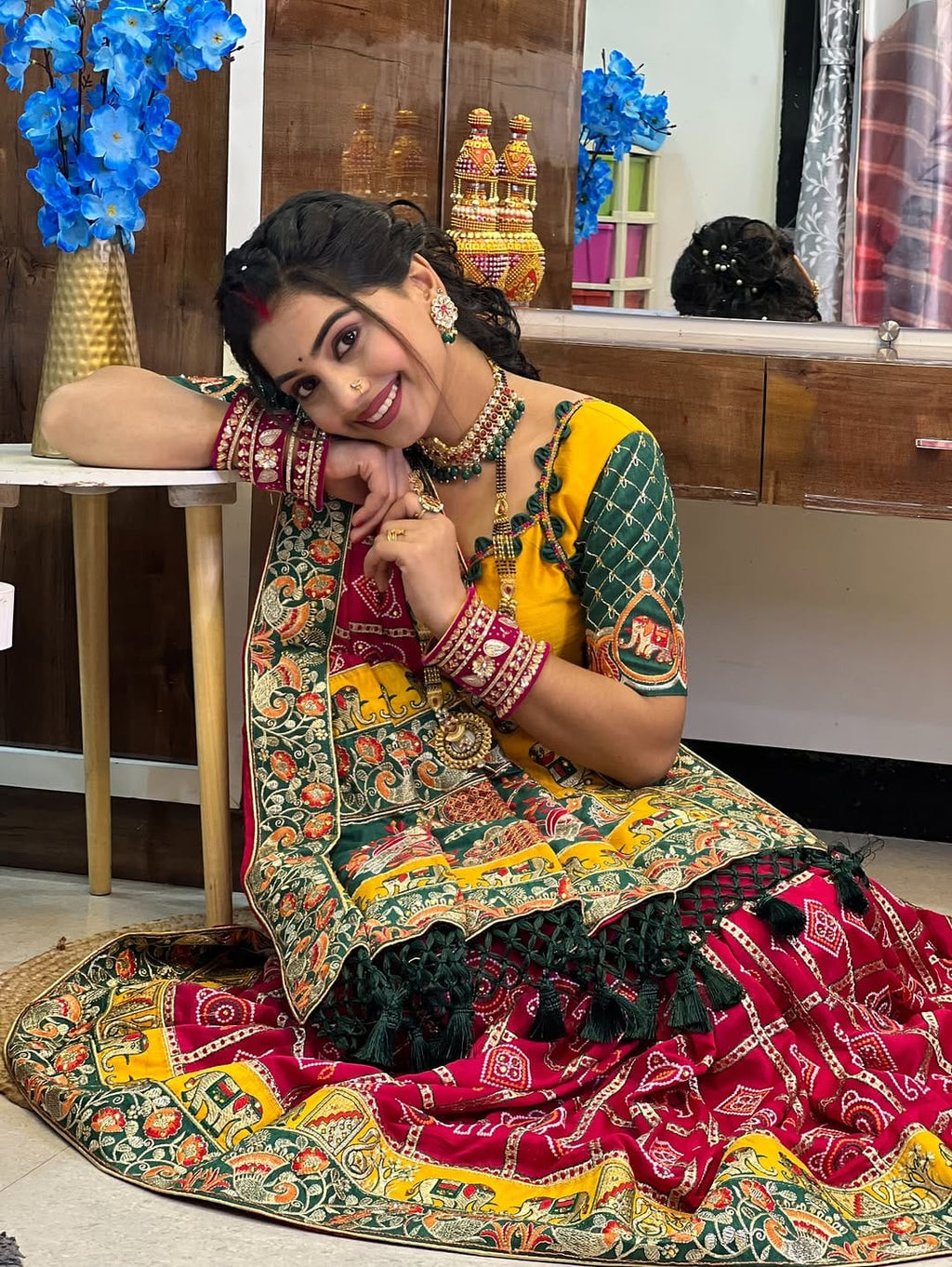 Kusum Pink Colour Sada Saubhagyavati Bhava Wedding Patola Saree